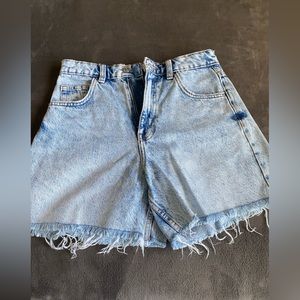 light wash zara mom shorts